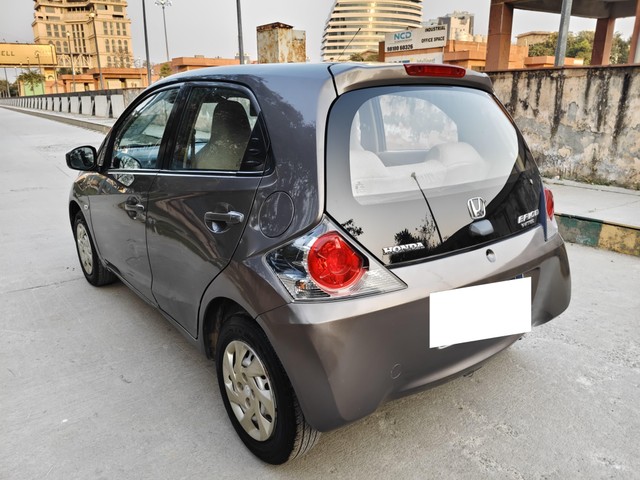 Second-hand 2013 Honda Brio EX MT for sale in Noida-12