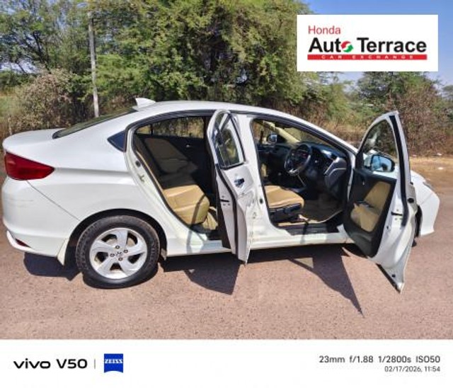 Second-hand 2015 Honda City i VTEC VX for sale in Durg-9