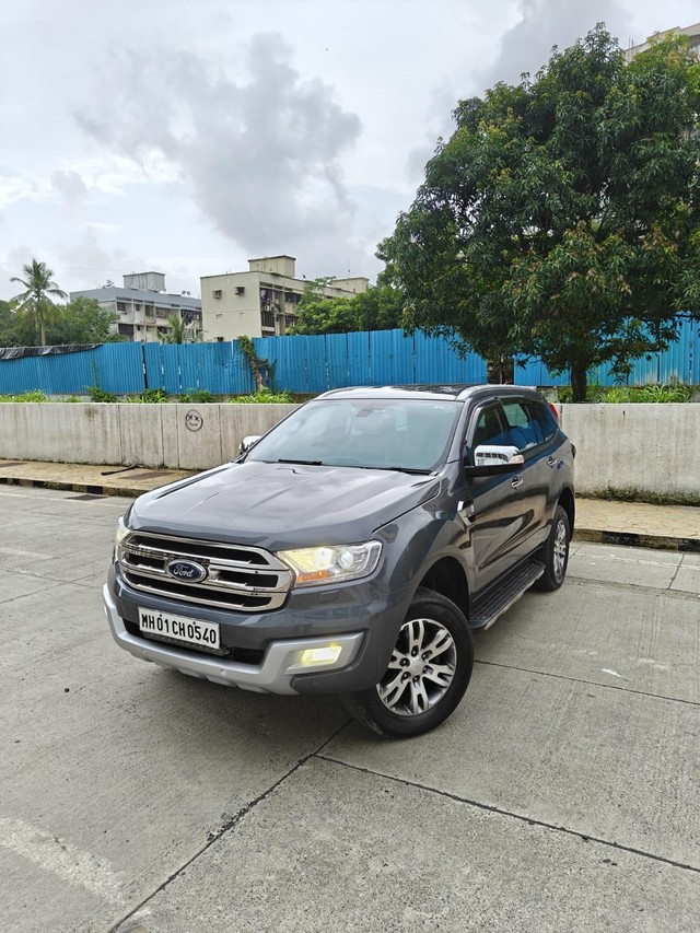 Second-hand 2016 Ford Endeavour 2.2 Trend MT 4X2 for sale in Mumbai-9