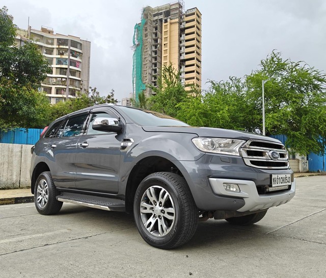 Second-hand 2016 Ford Endeavour 2.2 Trend MT 4X2 for sale in Mumbai-12