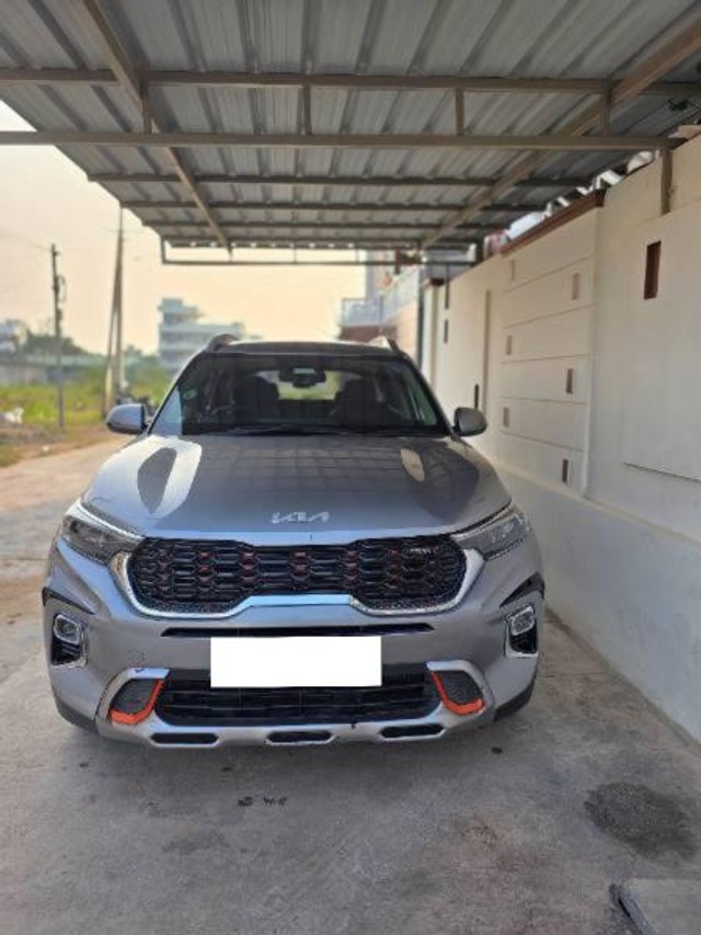 Second-hand 2022 Kia Sonet HTX Diesel Anniversary Edition for sale in Vijayawada-3
