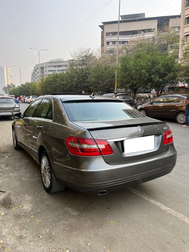 Second-hand 2011 Mercedes-Benz E-Class E 200 CGI Avantgarde for sale in Virar-6