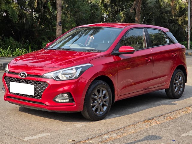 Hyundai i20 1.2 Asta Second-hand 2018 Hyundai i20 1.2 Asta for sale in Mumbai-4