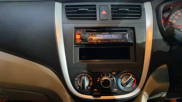 Second-hand 2017 Maruti Celerio VXI for sale in Kolkata-2