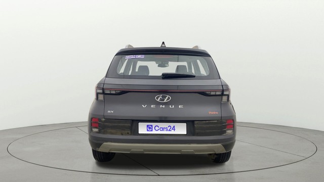 Second-hand 2022 Hyundai Venue SX Turbo iMT for sale in Gulbarga-3