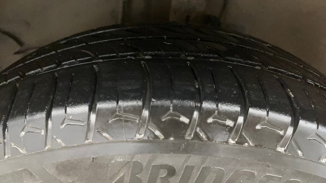 Toyota Corolla Altis G MT Second-hand 2015 Toyota Corolla Altis G MT for sale in Noida-9