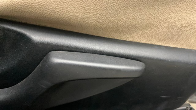 Toyota Corolla Altis G MT Second-hand 2015 Toyota Corolla Altis G MT for sale in Noida-5