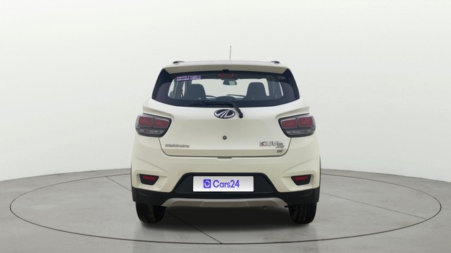 Second-hand 2018 Mahindra KUV 100 NXT D75 K6 Plus for sale in Ahmedabad-3