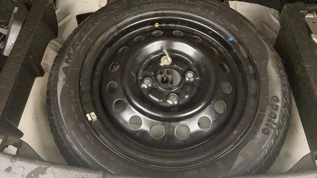 Second-hand 2017 Maruti Wagon R AMT VXI for sale in Ahmedabad-27