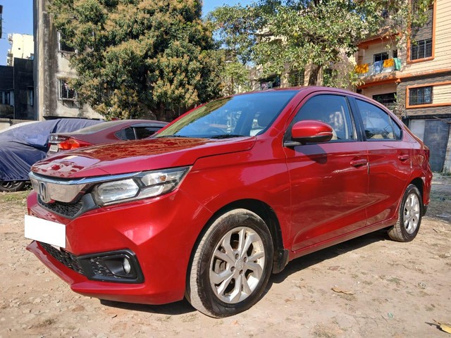 Second-hand 2018 Honda Amaze V CVT Petrol BSIV for sale in Kolkata-9