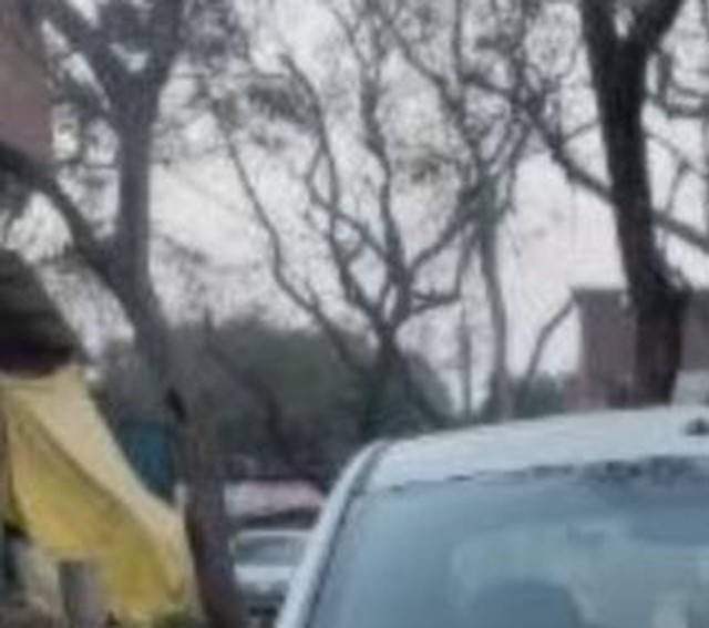 Hyundai EON Magna Plus Second-hand 2016 Hyundai EON Magna Plus for sale in Sultanpur-0