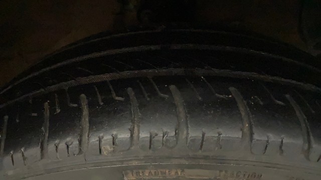 Second-hand 2013 Hyundai Grand i10 Era for sale in Kochi-28