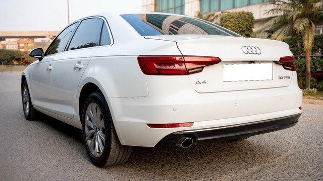Second-hand 2016 Audi A4 35 TFSi Premium for sale in New Delhi-15