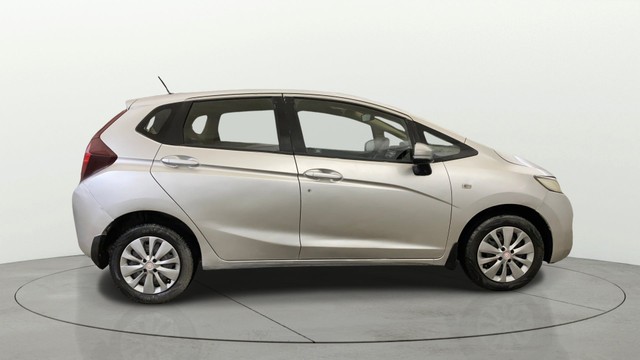 Second-hand 2016 Honda Jazz 1.2 SV i VTEC for sale in New Delhi-1