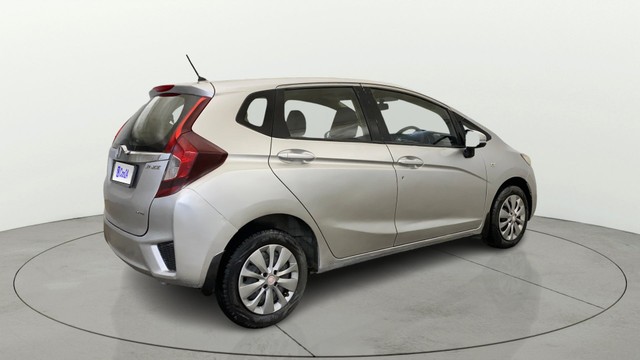 Second-hand 2016 Honda Jazz 1.2 SV i VTEC for sale in New Delhi-2