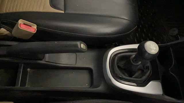 Second-hand 2016 Honda Jazz 1.2 SV i VTEC for sale in New Delhi-13