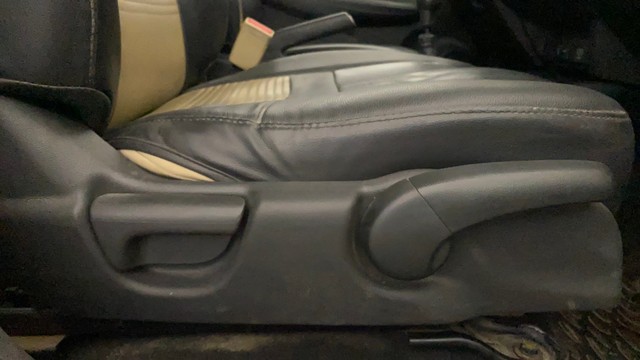 Second-hand 2016 Honda Jazz 1.2 SV i VTEC for sale in New Delhi-18