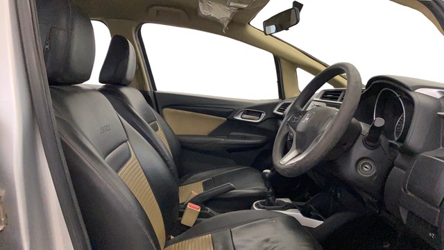 Second-hand 2016 Honda Jazz 1.2 SV i VTEC for sale in New Delhi-15