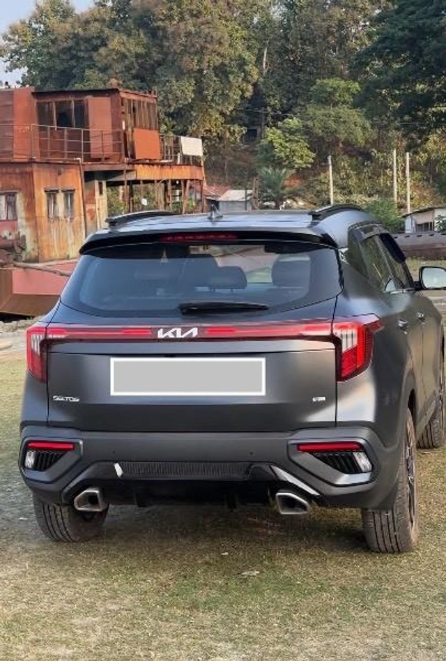 Second-hand 2023 Kia Seltos X-Line Turbo DCT for sale in Guwahati-3