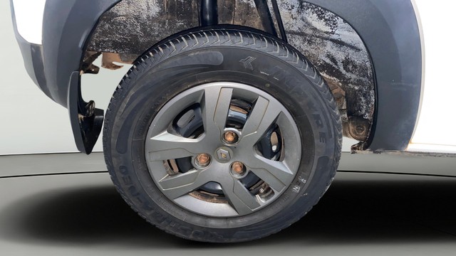 Second-hand 2019 Renault KWID 1.0 RXT Optional for sale in Kochi-27