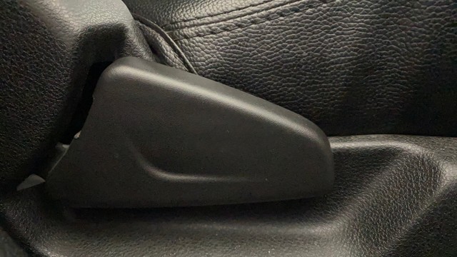 Second-hand 2019 Renault KWID 1.0 RXT Optional for sale in Kochi-2