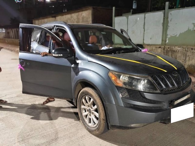 Second-hand 2013 Mahindra XUV500 W6 2WD for sale in Bhiwandi-2