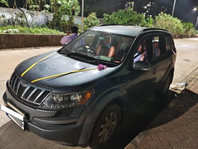 Second-hand 2013 Mahindra XUV500 W6 2WD for sale in Bhiwandi-1