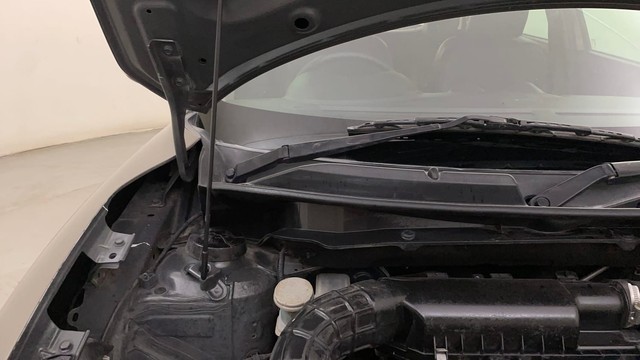 Second-hand 2019 Maruti Swift VXI for sale in Mysore-33