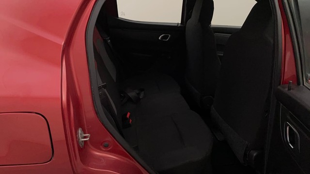 Second-hand 2018 Renault KWID 1.0 RXT AMT for sale in Bangalore-35