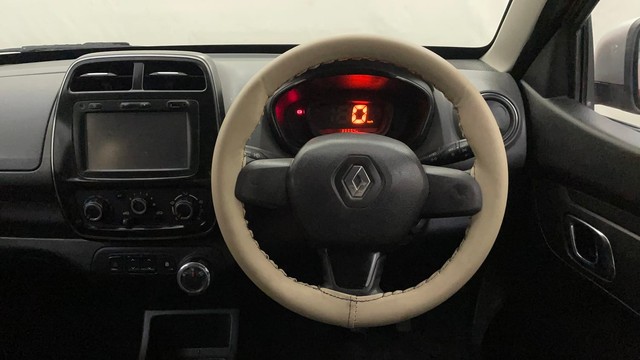 Second-hand 2018 Renault KWID 1.0 RXT AMT for sale in Bangalore-24