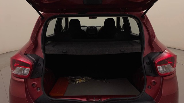 Second-hand 2018 Renault KWID 1.0 RXT AMT for sale in Bangalore-9