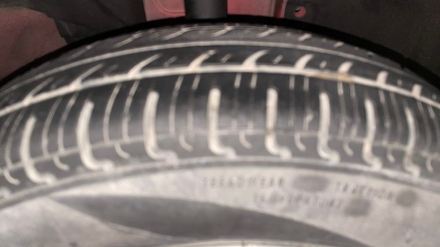 Second-hand 2018 Renault KWID 1.0 RXT AMT for sale in Bangalore-23