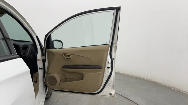 Second-hand 2014 Honda Amaze S i-VTEC for sale in Pune-16