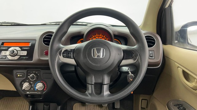 Second-hand 2014 Honda Amaze S i-VTEC for sale in Pune-28