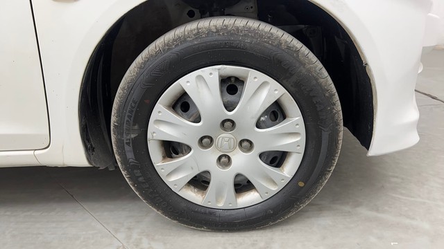 Second-hand 2014 Honda Amaze S i-VTEC for sale in Pune-17