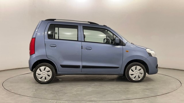 Second-hand 2011 Maruti Wagon R VXI for sale in Pune-2