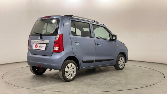 Second-hand 2011 Maruti Wagon R VXI for sale in Pune-3