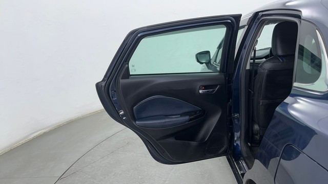 Second-hand 2024 Maruti Baleno Alpha AMT for sale in Pune-32