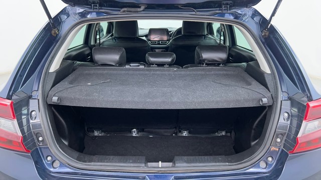 Second-hand 2024 Maruti Baleno Alpha AMT for sale in Pune-9