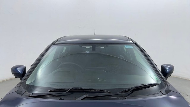 Second-hand 2024 Maruti Baleno Alpha AMT for sale in Pune-10