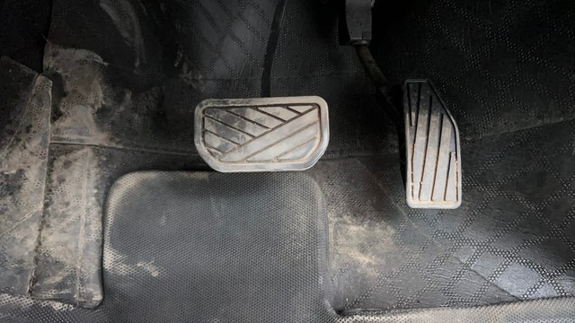 Second-hand 2024 Maruti Baleno Alpha AMT for sale in Pune-14