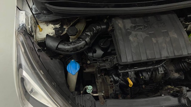 Second-hand 2015 Hyundai Xcent Petrol for sale in Mumbai-33