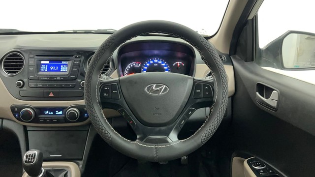 Second-hand 2015 Hyundai Xcent Petrol for sale in Mumbai-37