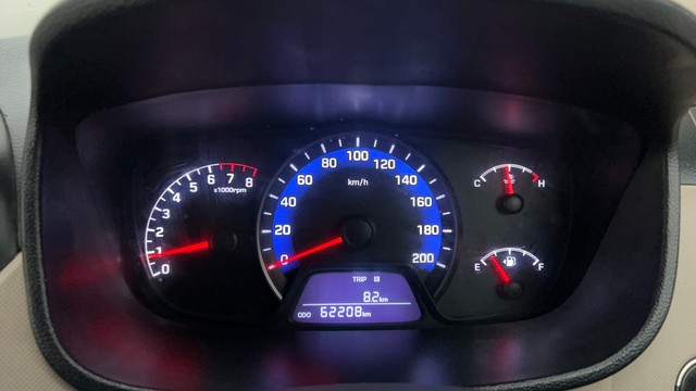 Second-hand 2015 Hyundai Xcent Petrol for sale in Mumbai-13