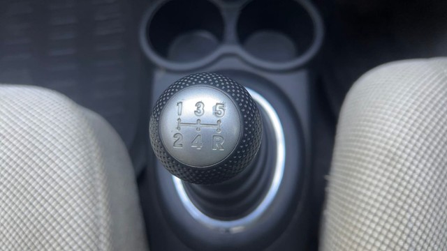 Second-hand 2013 Honda Amaze S i-VTEC for sale in Hyderabad-12