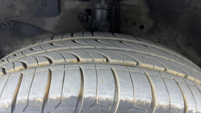 Second-hand 2013 Honda Amaze S i-VTEC for sale in Hyderabad-24