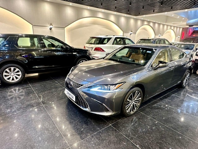 Second-hand 2022 Lexus ES 300h Exquisite for sale in New Delhi-12