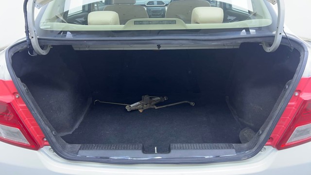 Second-hand 2017 Maruti Suzuki Dzire VXI for sale in Hyderabad-9