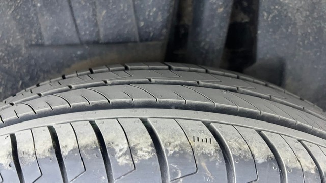 Second-hand 2017 Maruti Suzuki Dzire VXI for sale in Hyderabad-30