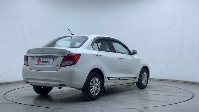 Second-hand 2017 Maruti Suzuki Dzire VXI for sale in Hyderabad-3